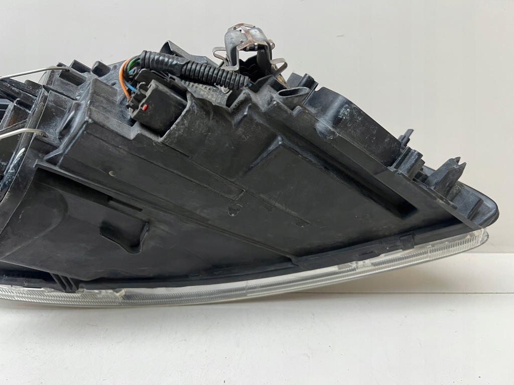 фото №12, Лампа передня ліва volvo c30 lift лінза 31214799 / 0301255201