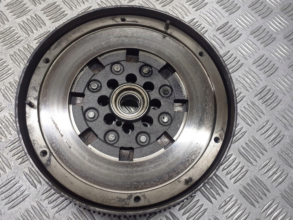 фото №1, Колесо двухмассовый двухмассовый маховик chrysler pt cruiser 2.2 crd