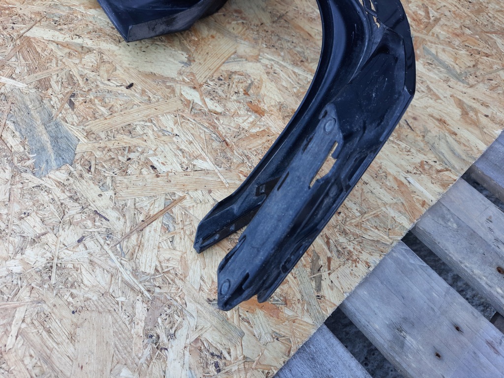 фото №16, Audi rs4 b9 спойлер дифузор 8w9807521a