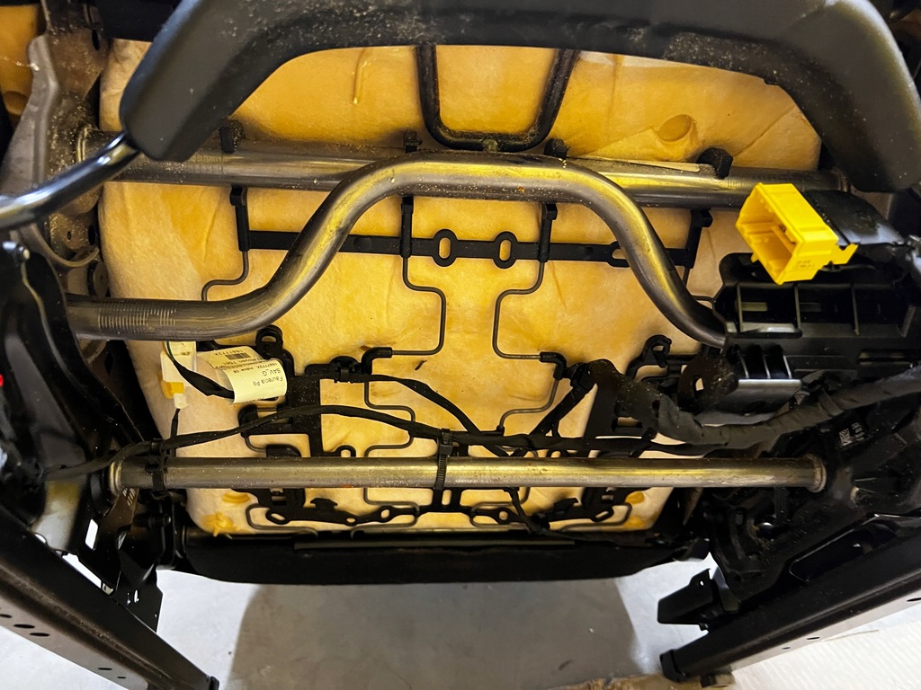 фото №11, Сидіння водія лівий перед peugeot 5008 ii p87 eu