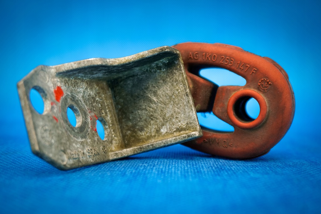 фото №7, Vw audi кронштейн 5q0253144e