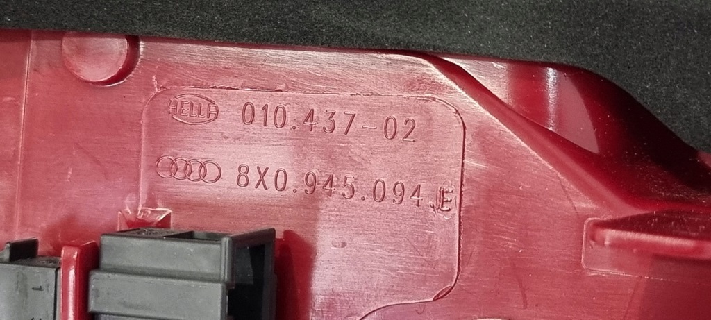 фото №8, Лампа правий задня задня led audi a1 8x0 10-