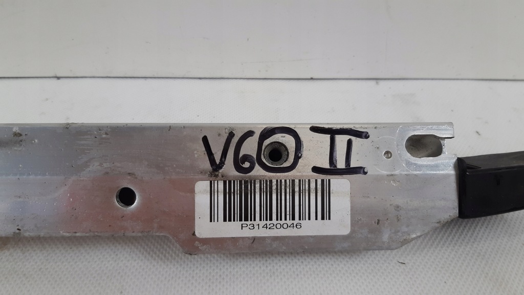 фото №7, Volvo v60 ii розпірка чашка p31420046