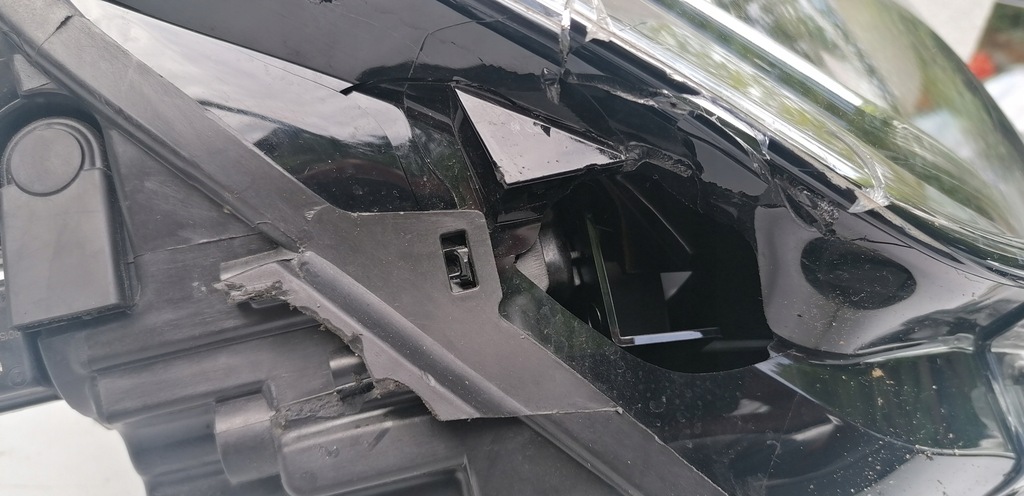 фото №15, Vw golf sportsvan lift full led лампа права перед 517941036a