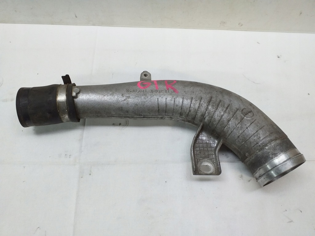 фото №1, Nissan gt-r шланг wąż интеркулер