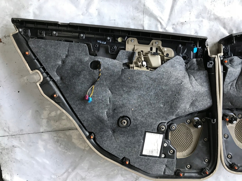 фото №12, Mercedes w212 09-16 обивка обшивка дверь задняя eu