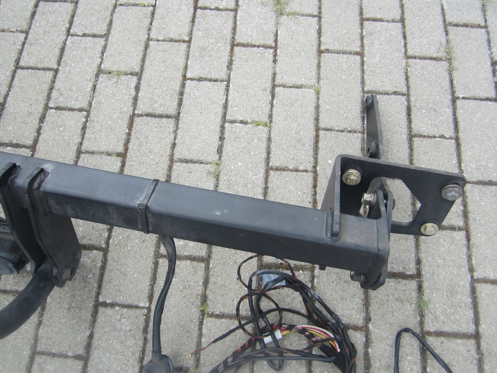 фото №5, Hak буксировочный mercedes r-klasa w251