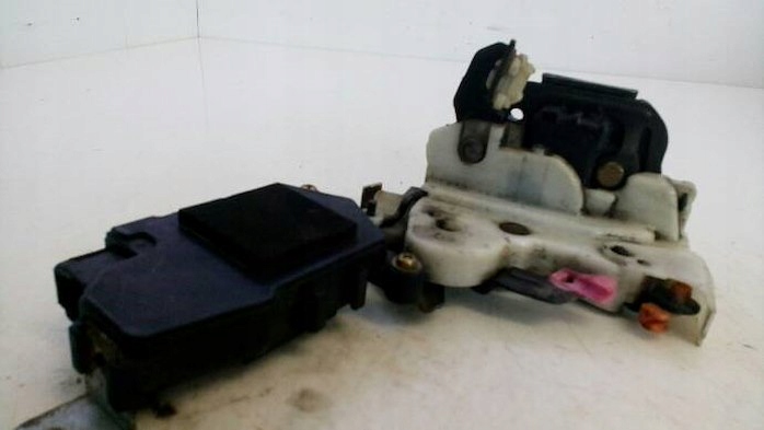 фото №7, Замок двері правий задня subaru legacy 1995r.