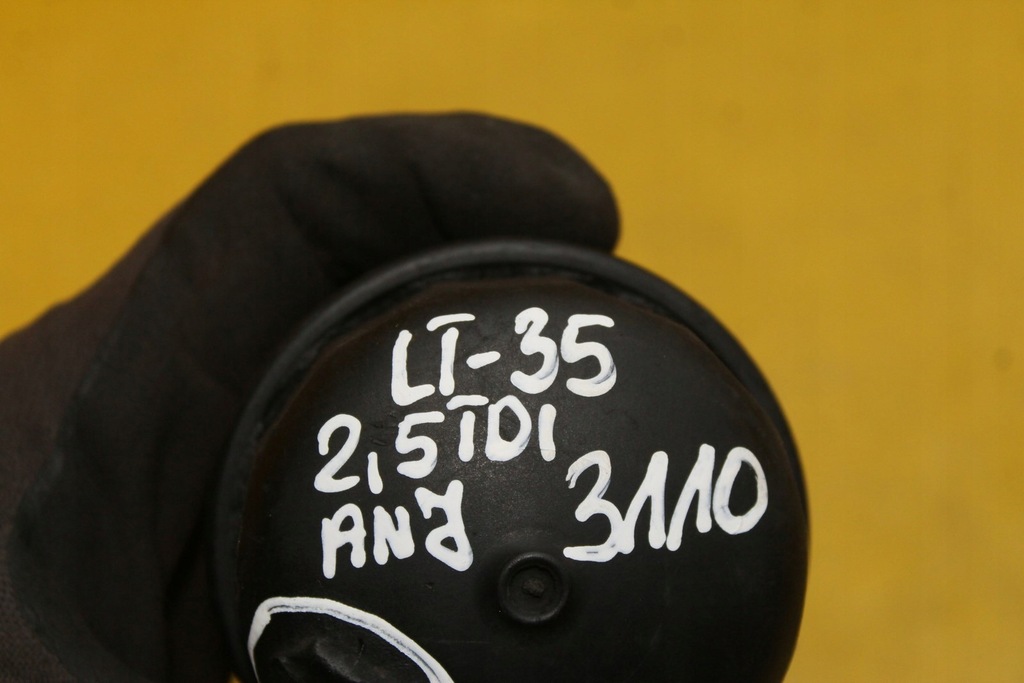 фото №7, Гайка фильтра масла vw lt-35 2.5 tdi 038115433