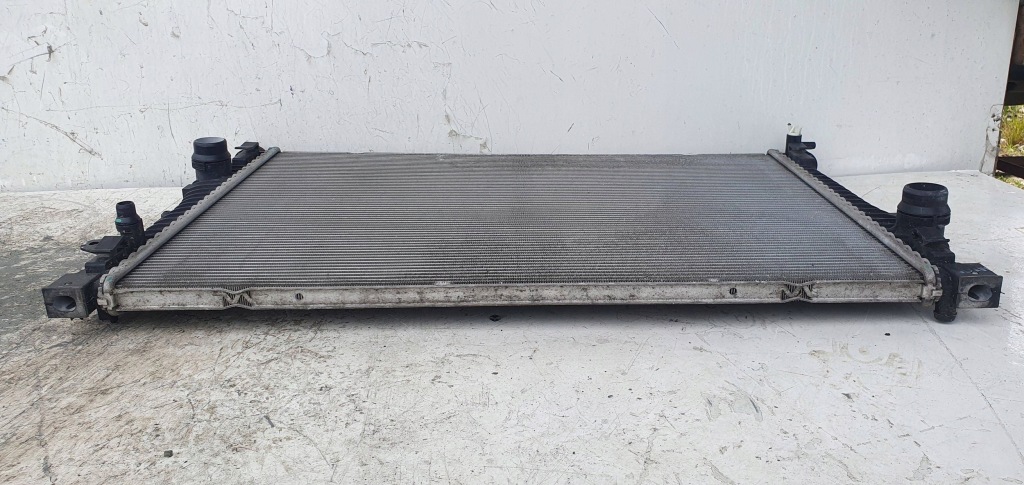 Land rover discovery sport l550 2.0d gj32-8005-bb радіатор води Недорого
