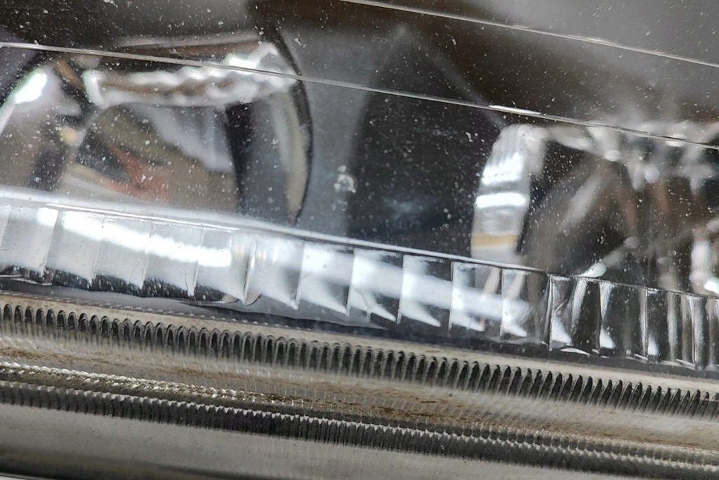 фото №7, Mitsubishi galant ea1 передній правий фара mr339378 2.5i 2001 lhd 246455