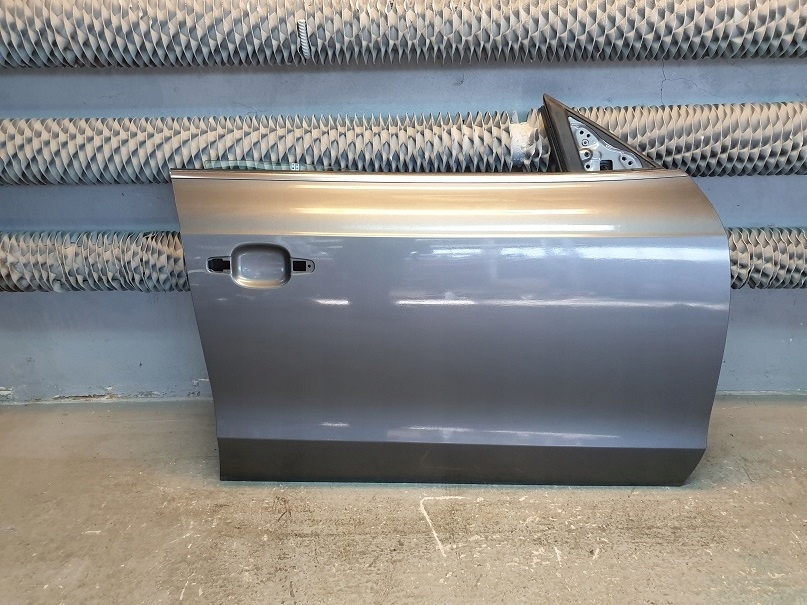 фото №1, Audi a5 8t двері правий перед передні sportback lx7r