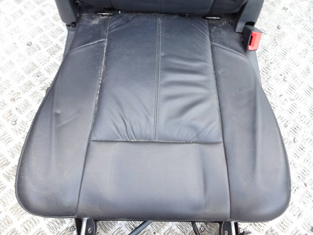 фото №10, Сидіння drugiego rzędu chrysler grand voyager v