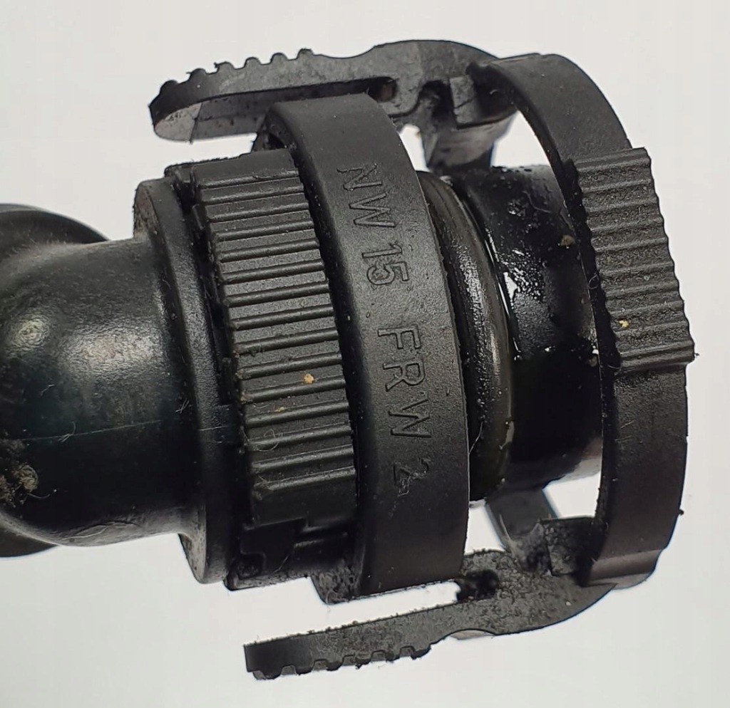 Шланг трубка вентиляция картера bmw 5 f10 4.4 v8 7575640 Оригинал