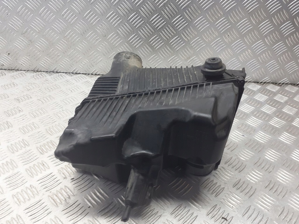 фото №1, Корпус фільтра повітря renault scenic ii 1.6 8200166611
