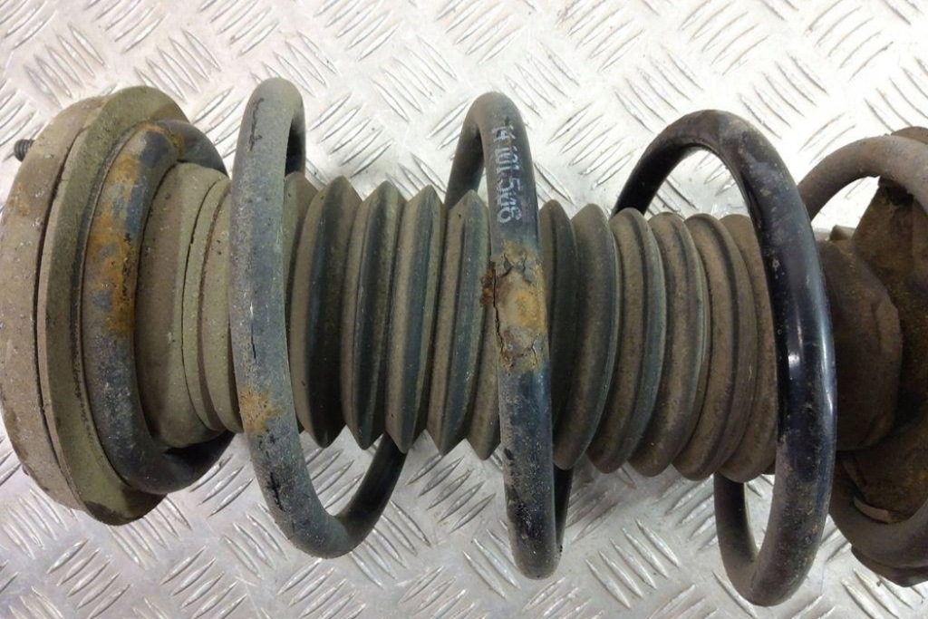 Купить Амортизатор передний правый bmw 7 e65, e66, e67 6758883 3.6l бензиновый 200kw