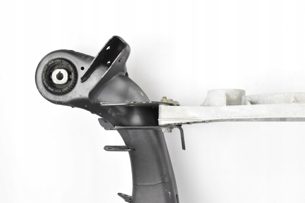 Балка подвеска задний  a2223501008 mercedes w222 v222 x222 w217 s560e 65 amg Доставка