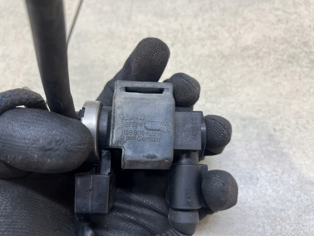 фото №8, Клапан вакуумa audi a4 b6 1.9 tdi 059906629a