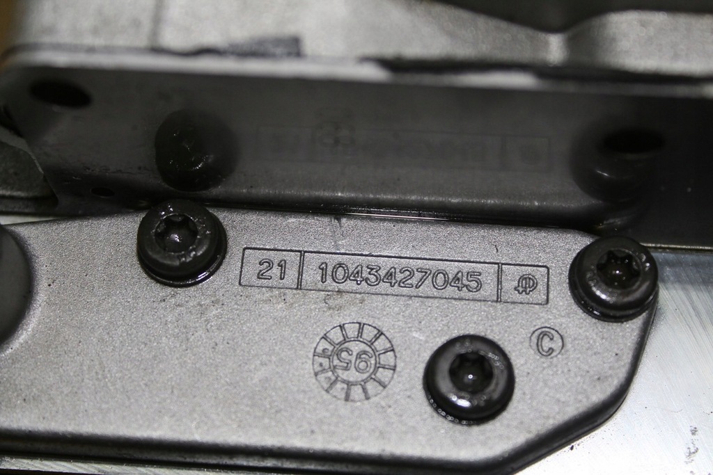 фото №14, Плита клапанная коробки передач a8 d2 4.2b cml