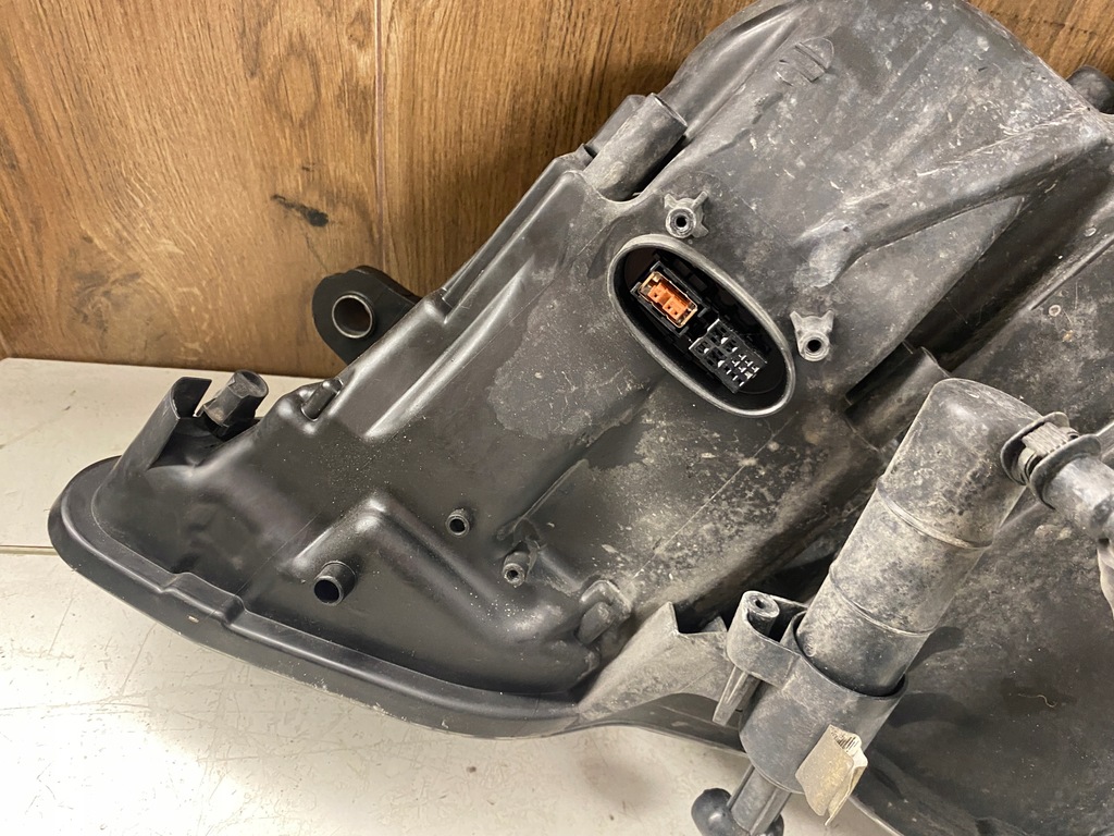 фото №16, Mercedes w212 лампа правий перед ксенон a2128200239