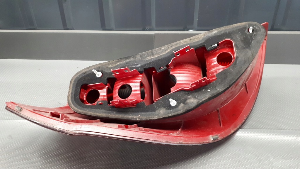 фото №14, Лампа правый задняя mercedes w169