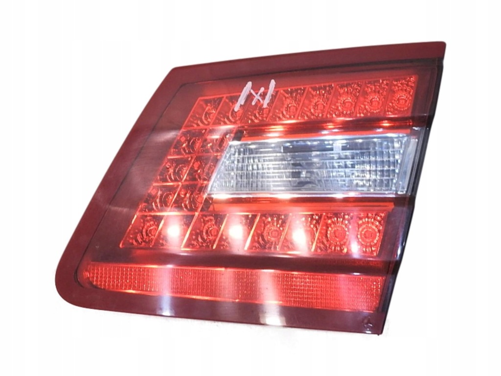 Купить Фара правый  задняя задний крышки led mercedes w212 универсал a055364