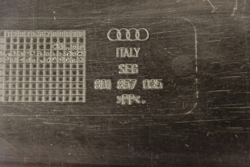 фото №6, Audi a4 b5 бардачок пасажира 8d1857035