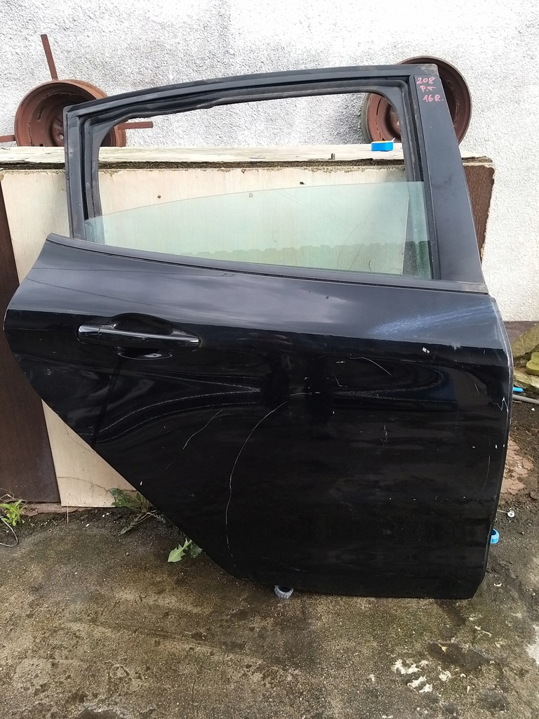 фото №1, Дверь правое задняя peugeot 208