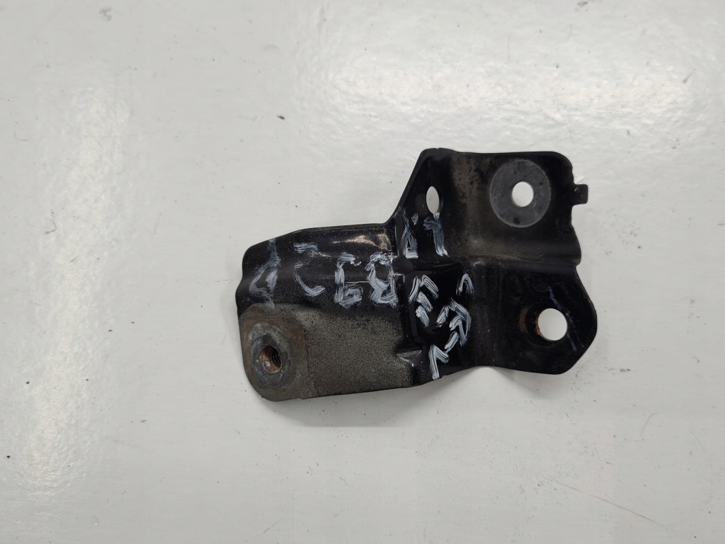 фото №1, Honda cr-v iii кронштейн крыла левый перед b92p
