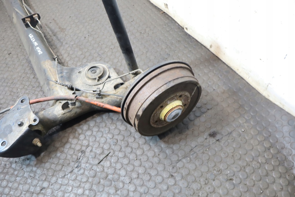 фото №13, Балка подвеска задняя dacia duster i