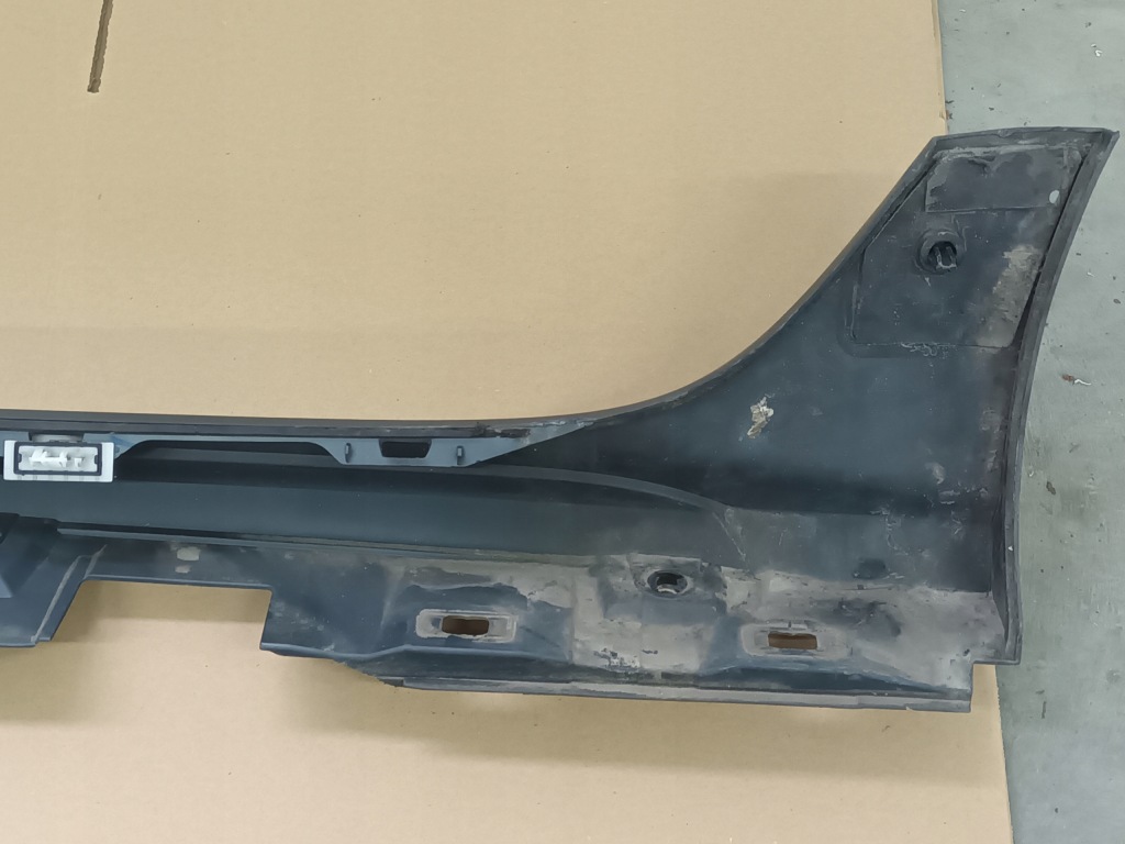 Молдинг порог правый  audi a6 c7 allroad порог правая Оригинал