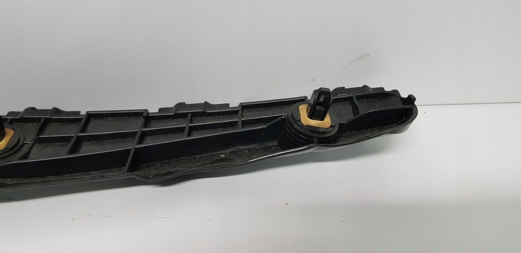 фото №8, Urban cruiser 09-16 направляющая кронштейн бампер крыло r