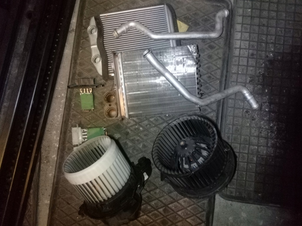 фото №1, Вентилятор двигатель отопителя вентилятор dacia sandero iii состояние jak