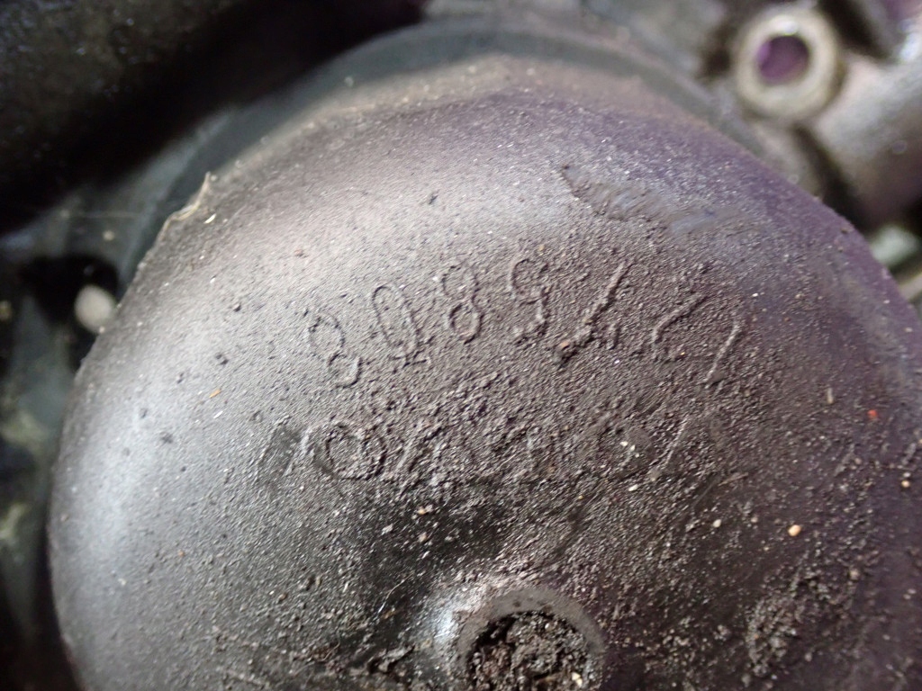 Купити Volvo s80 1 98-06 2.4 t 200km піддон масляна 1275868-a