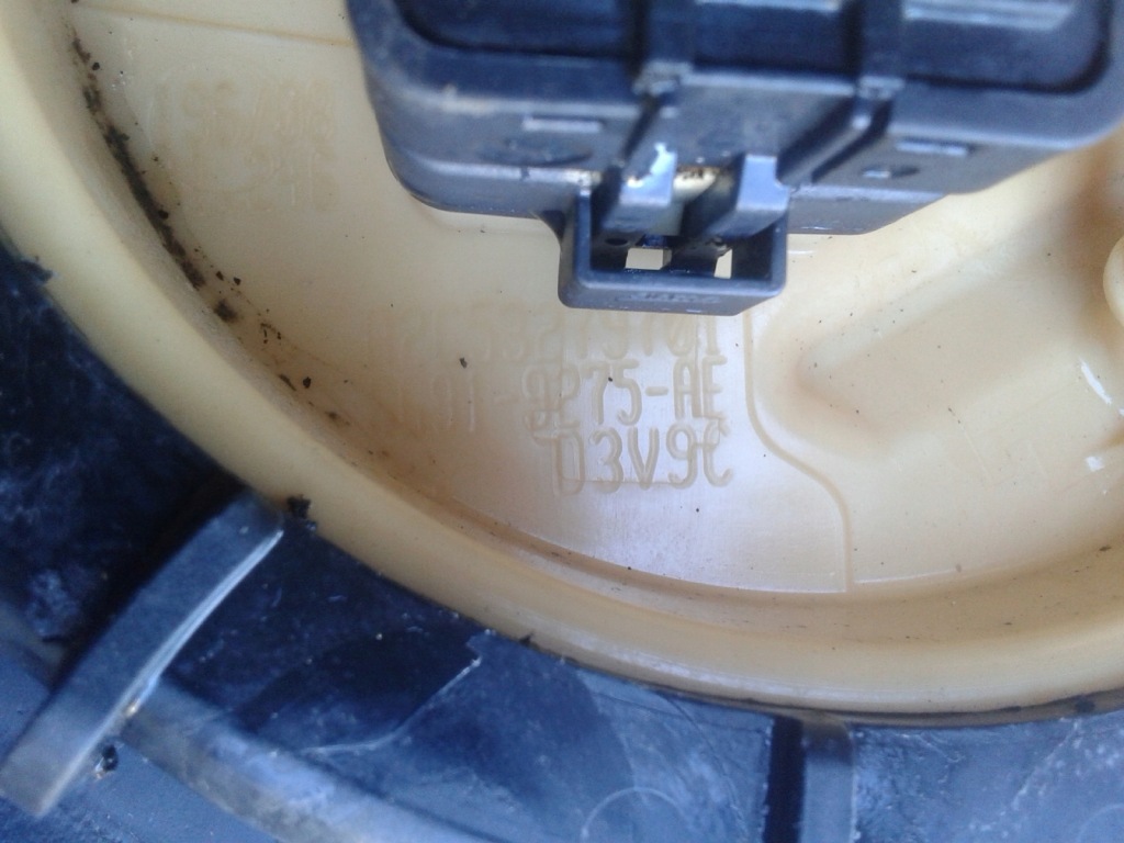 фото №9, Бак топлива bak труба ford mondeo 4 iv mk4 07-14 2,0 tdci 6g919002ch