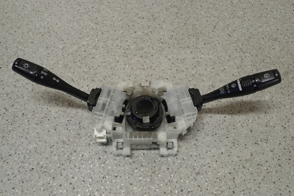 фото №1, Mitsubishi outlander переключатель pod руль