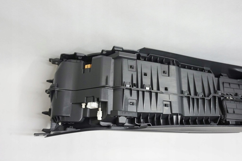 фото №11, Туннель средний подлокотник vw id7 id.7 2024-