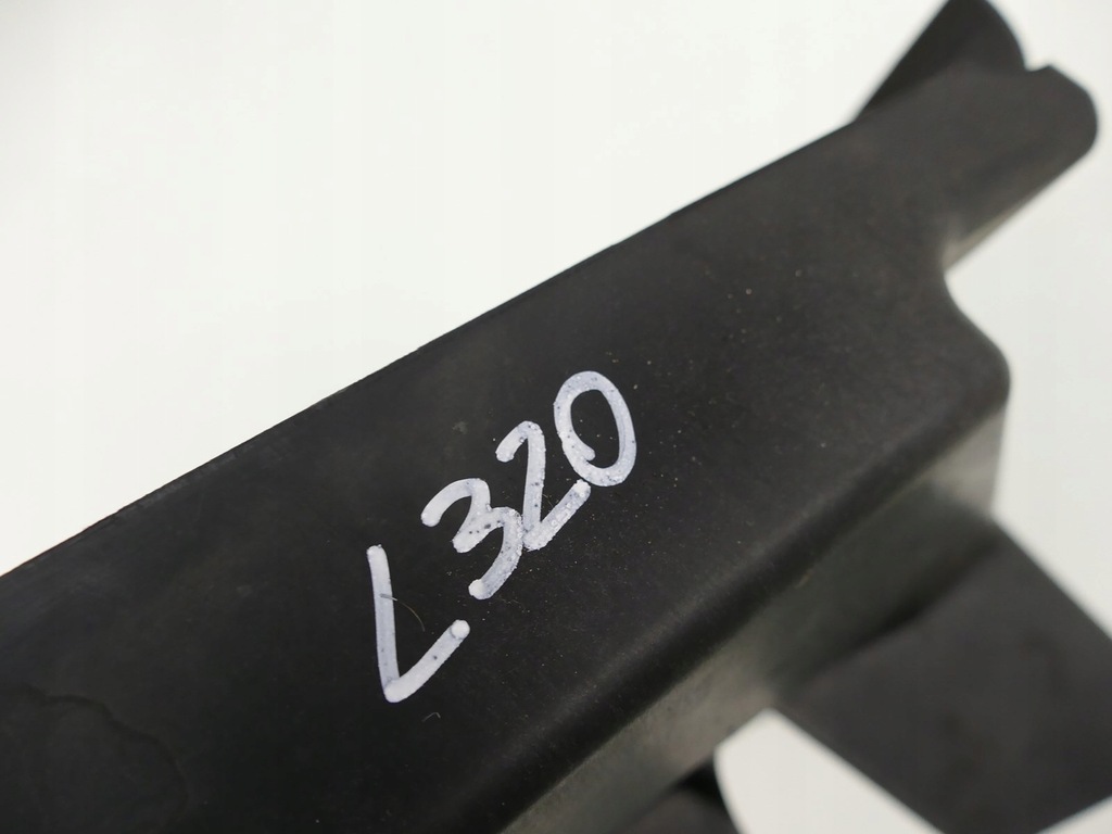 фото №10, Range rover sport l320 канал впуск воздуха ubd500020