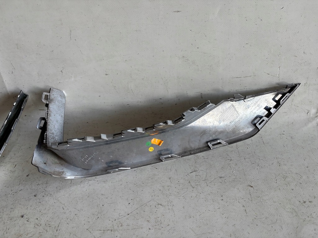 фото №9, Audi a4 b9 lift allroad 2019 - молдинг перед правый 8w9853102 левая 8w9853101