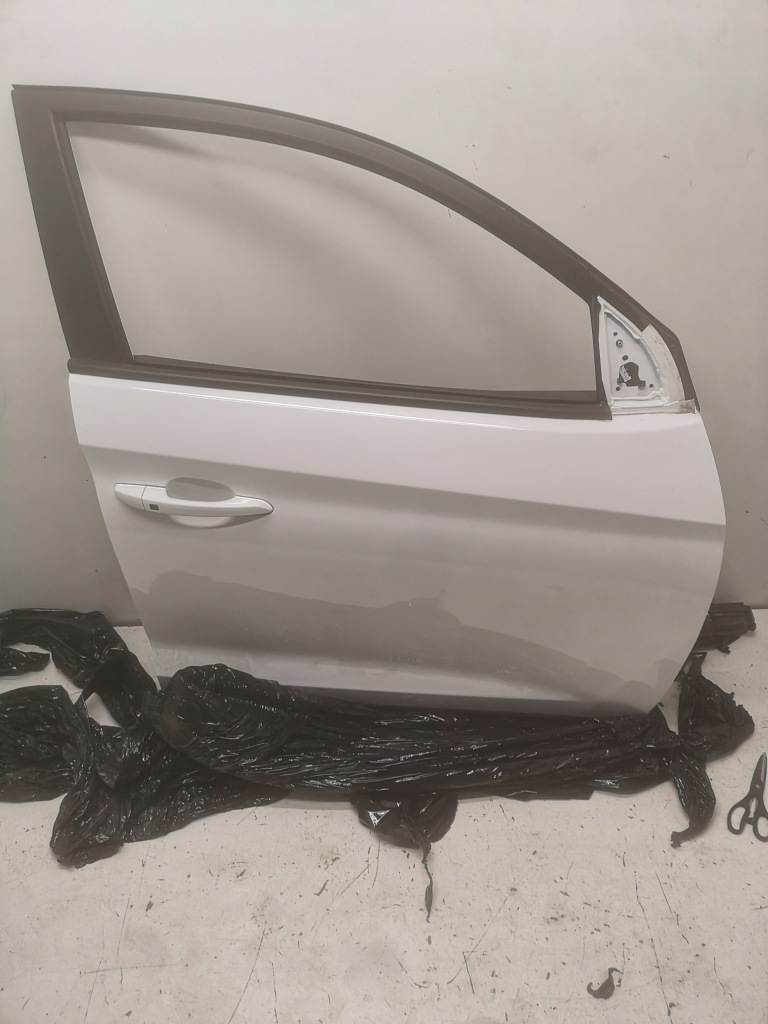 фото №1, Tucson iii дверь правый перед pyw