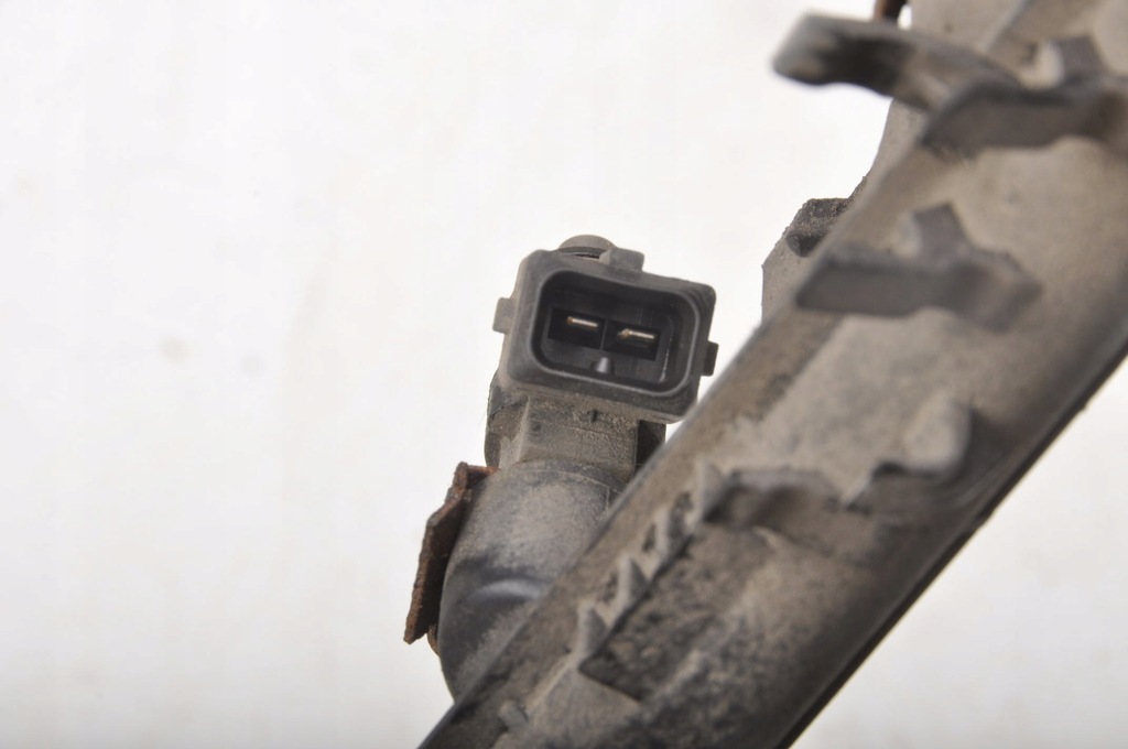 фото №10, Renault thalia ii 1.2 молдинг впрыскная инжектор 8200292590