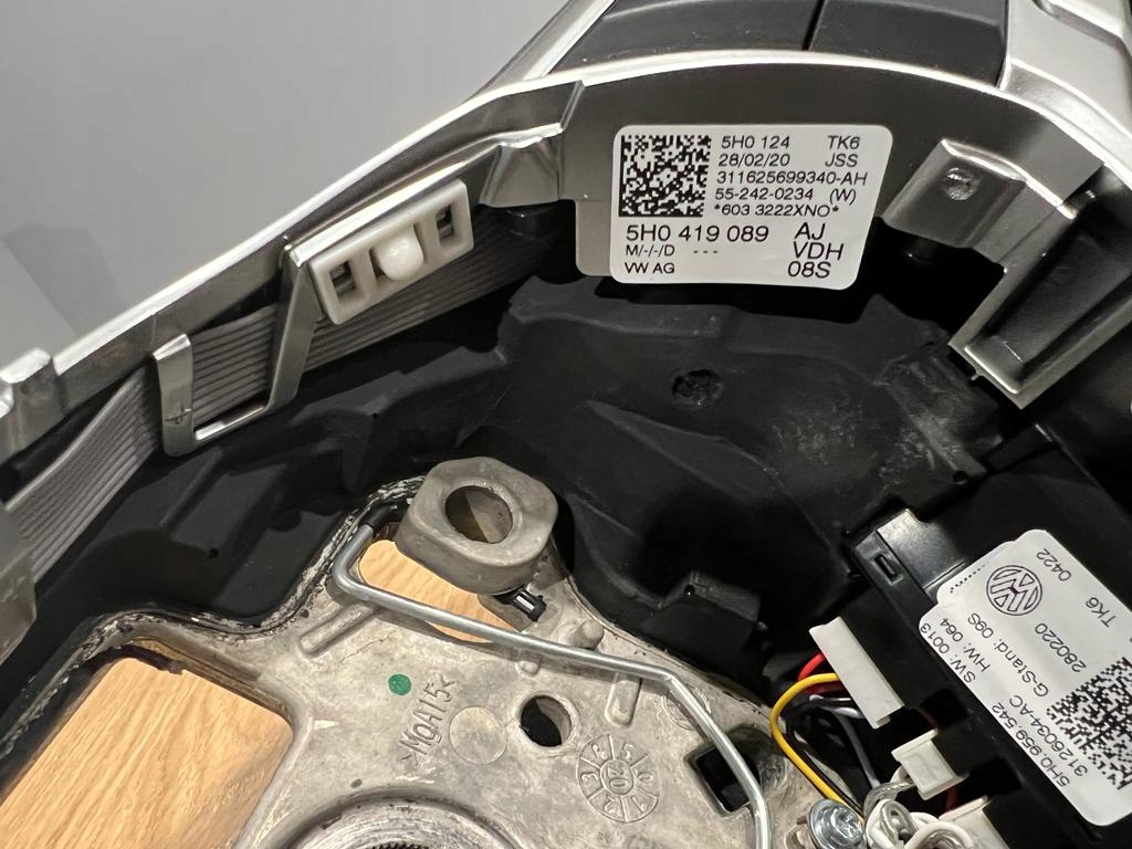 фото №8, Воздуховод многофункциональный vw polo 2g vi кожа