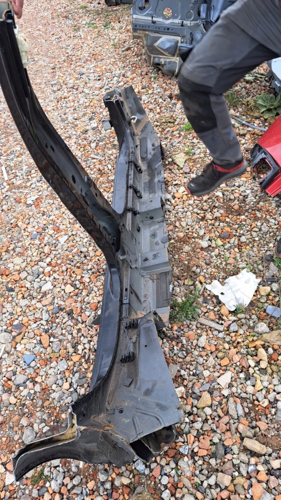 фото №2, Renault clio iv лівий поріг