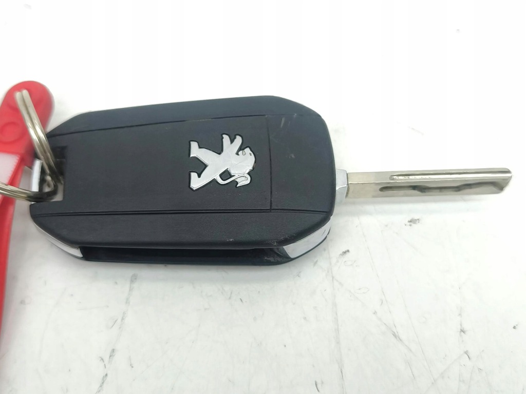 фото №5, Peugeot 308 2017 замок зажигания