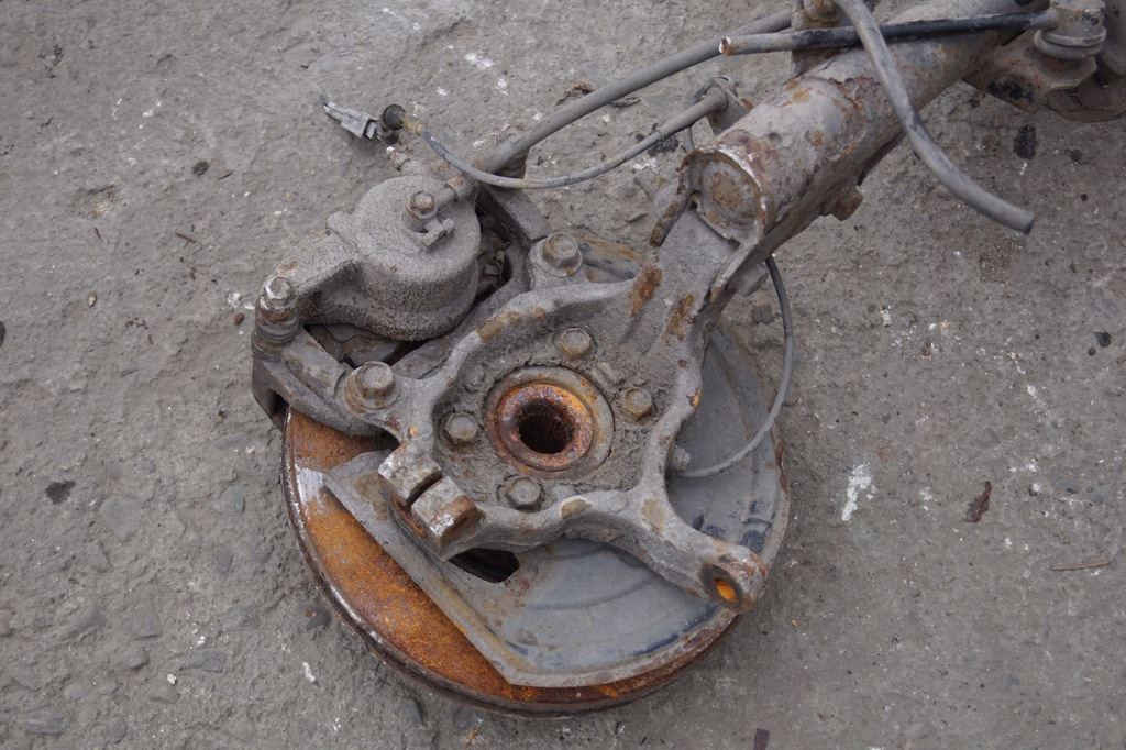 фото №9, Поворотный кулак правый перед nissan qashqai j10