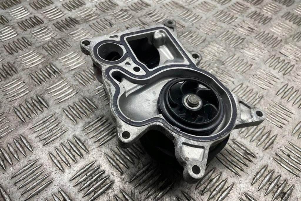 фото №7, Насос wody bmw 3 f30, f80 8507326 2.99l дизель 2016