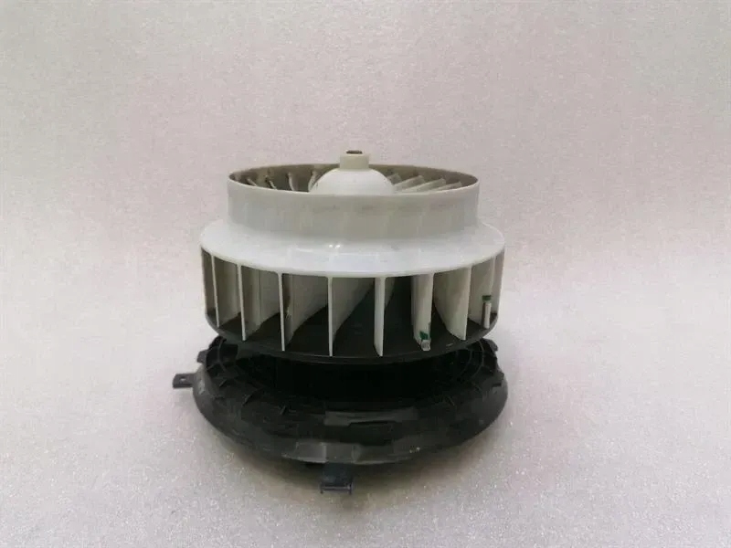 Купити Mercedes eqc400 eqc n293 heater blower a0999062103 двигун rhd