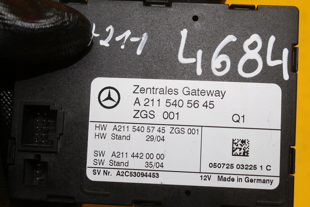 фото №5, Mercedes-benz оригинальный номер a2115405645