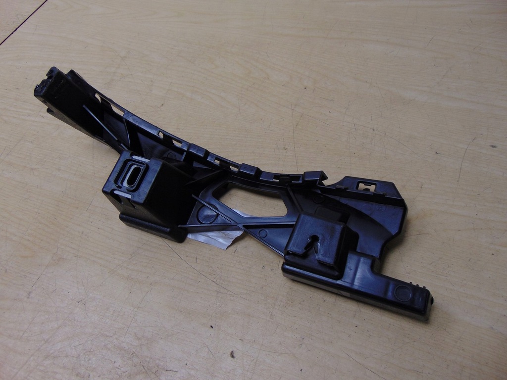 фото №10, Напрямна бампера правий задня mercedes w213 a2138850165