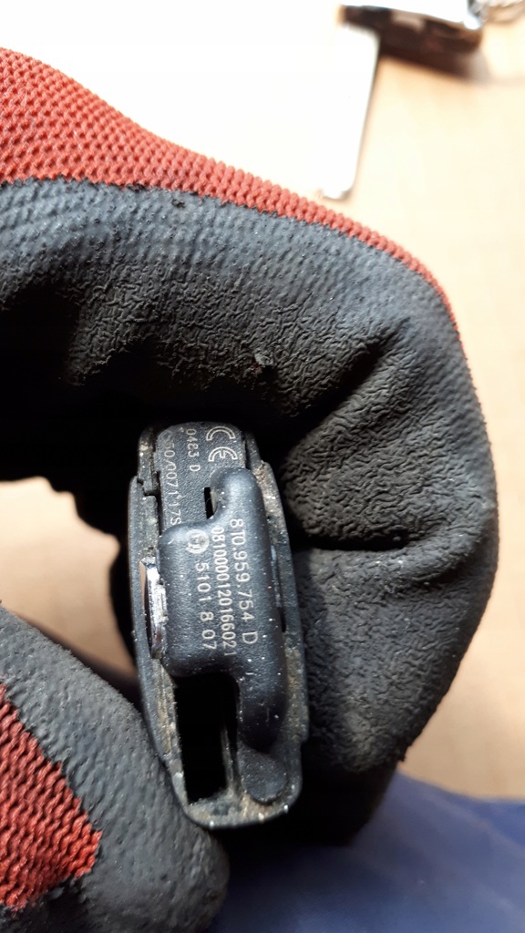 фото №7, A4 b8 a5 8t q5 ключ pilot 8t0959754d